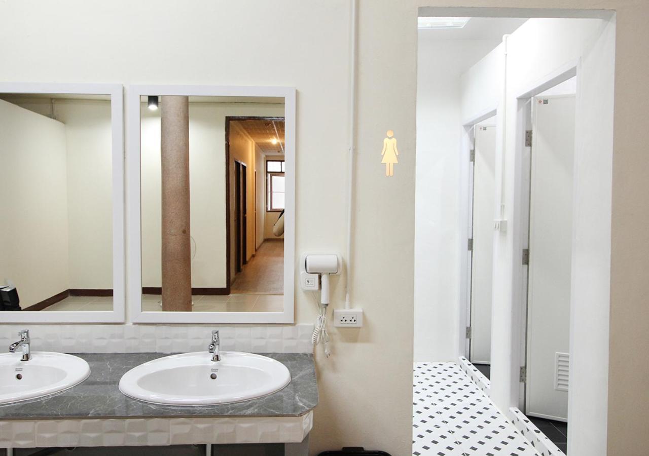 Chaiwat Hostel Bangkok Zewnętrze zdjęcie