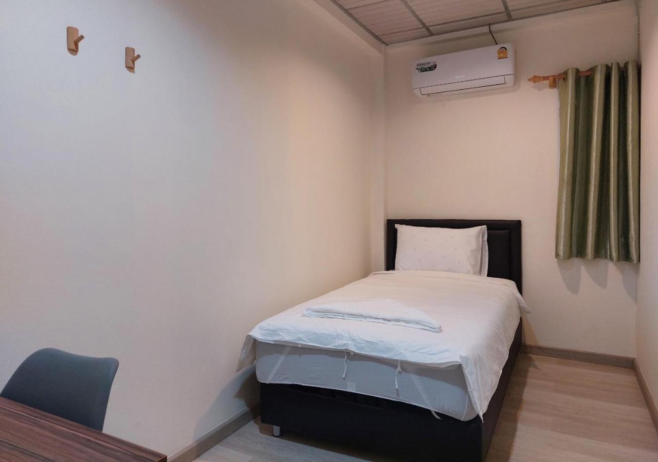 Chaiwat Hostel Bangkok Zewnętrze zdjęcie